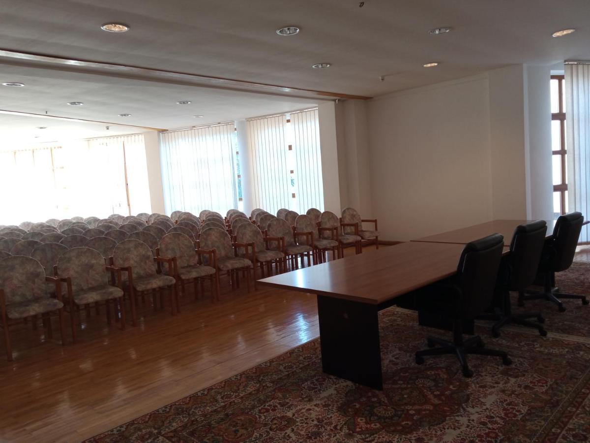 Hotel Vojvodina Igalo Buitenkant foto