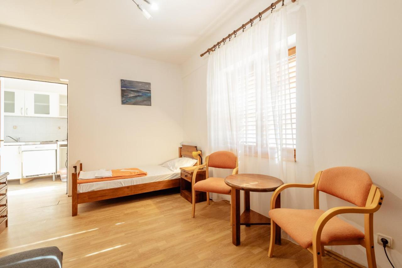 Hotel Vojvodina Igalo Buitenkant foto