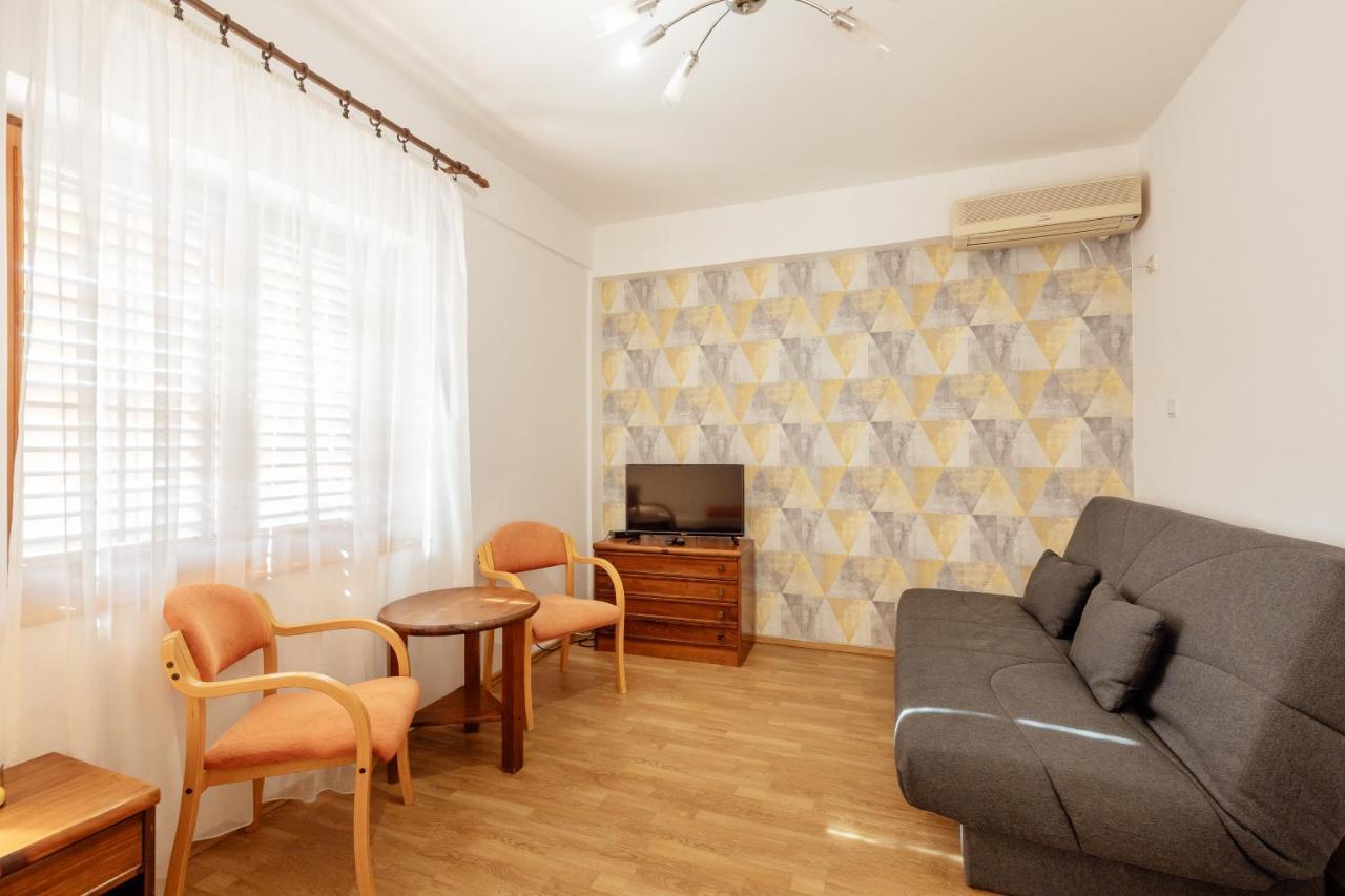 Hotel Vojvodina Igalo Buitenkant foto