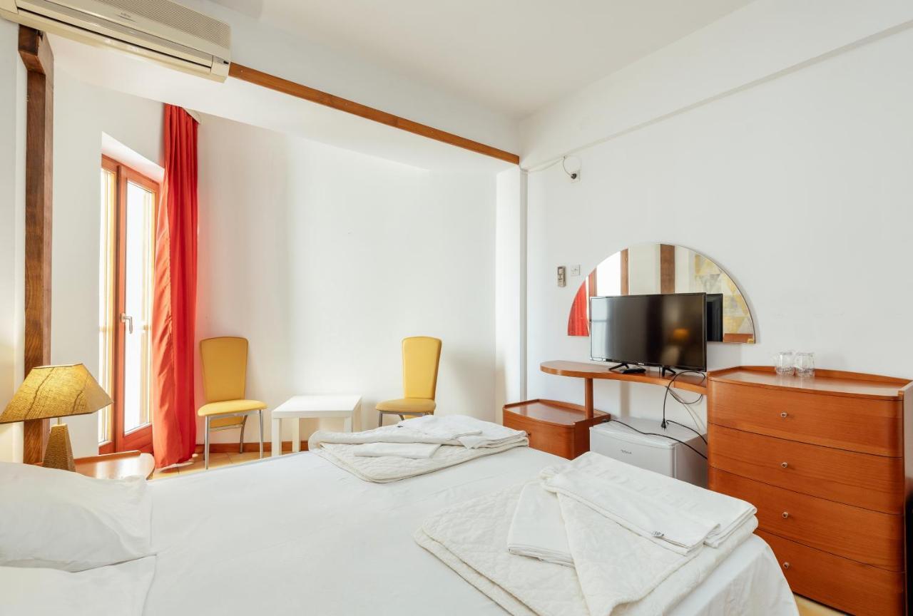 Hotel Vojvodina Igalo Buitenkant foto