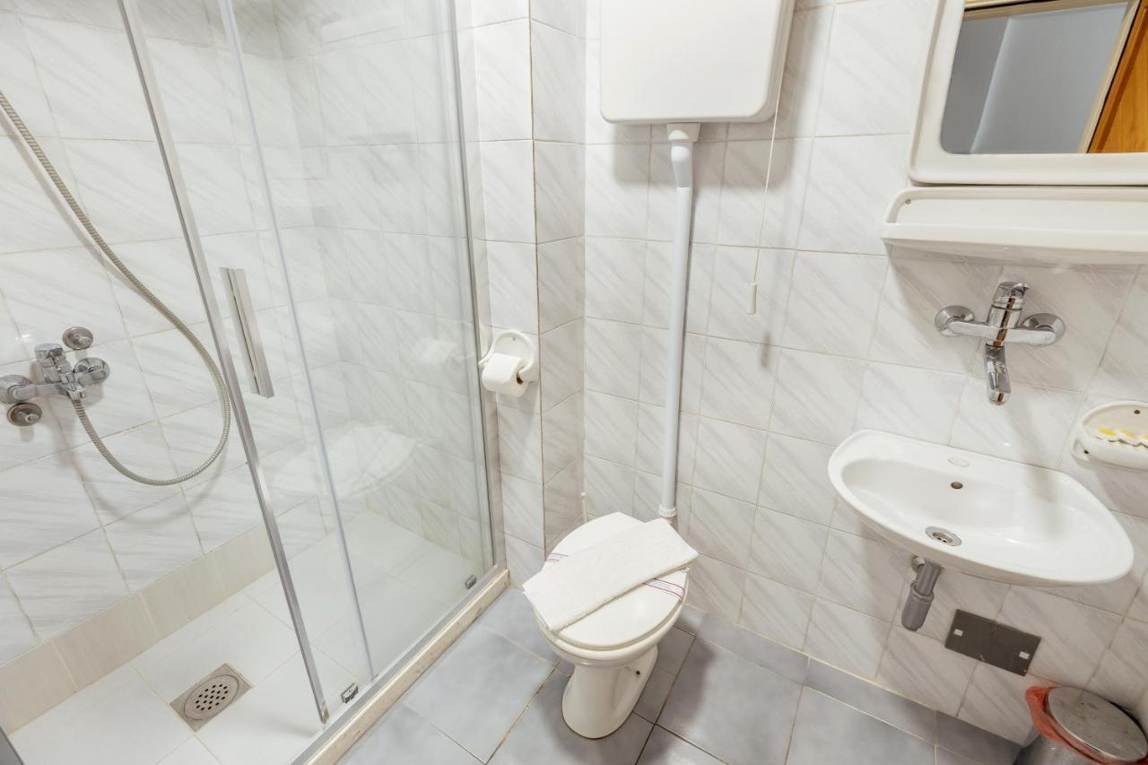 Hotel Vojvodina Igalo Buitenkant foto